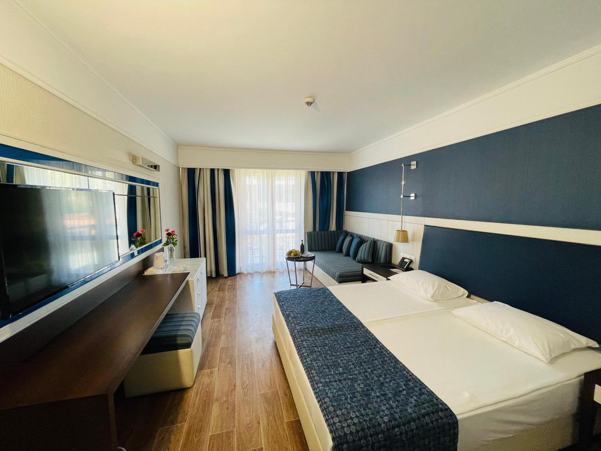 Отель Club Grand Сиде Экстерьер фото